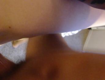 19-летняя рыжая сперма в жопе Emmarae CLOSEUP