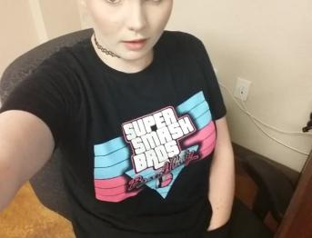 Офисную шлюшку застукали за дегустацией киски на своем столе