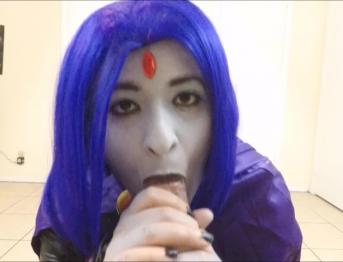 Ворон сосет сочный член (Teen Titans Cosplay)