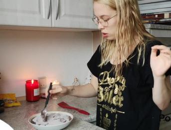 Выпечка пирога пи | Уютное Чувство | Много мочи