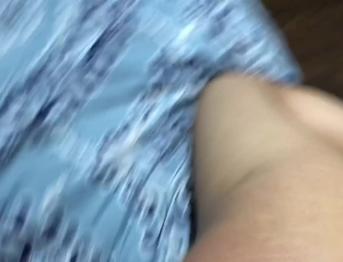 Маленькая латина, 18 лет, трахнута по-собачьи (Netflix and chill)