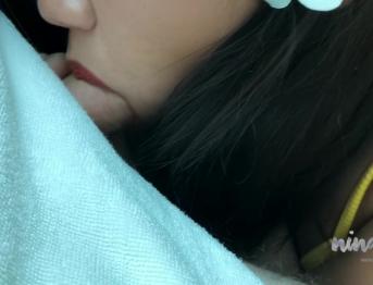 Просыпаюсь от возбужденного минета с глубокой глоткой и кончей в рот