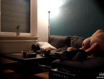 Секретная камера - Netflix и Chill - Сестра с парнем - вуайерист - 4K