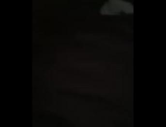 жена с завязанными глазами сосет и трахается с незнакомцами