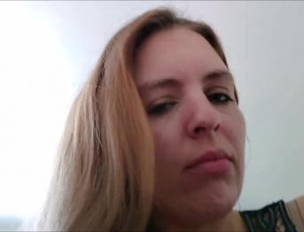 Папочка, пожалуйста, трахни мою непослушную киску. Рассказываю своему мужчине историю.