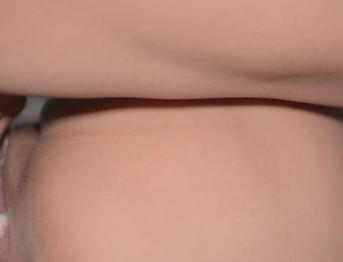 Tocar en secretto el co&ntilde;o de la joven madrastra termina con final feliz