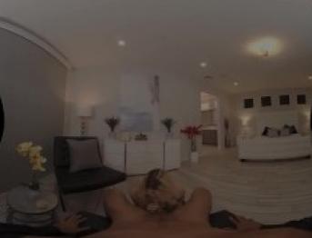 Tonights Girlfriend - фанат получает от Кенны Джеймс именно то, что хотел, когда заказывает ее в свой номер в отеле.