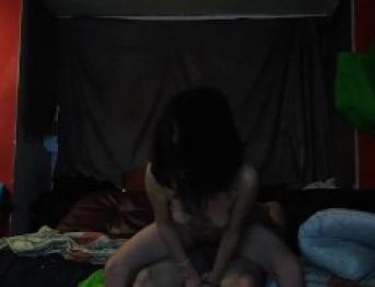 Mi esposo se fue a dormir y me quede con su amigo rica infidelidad